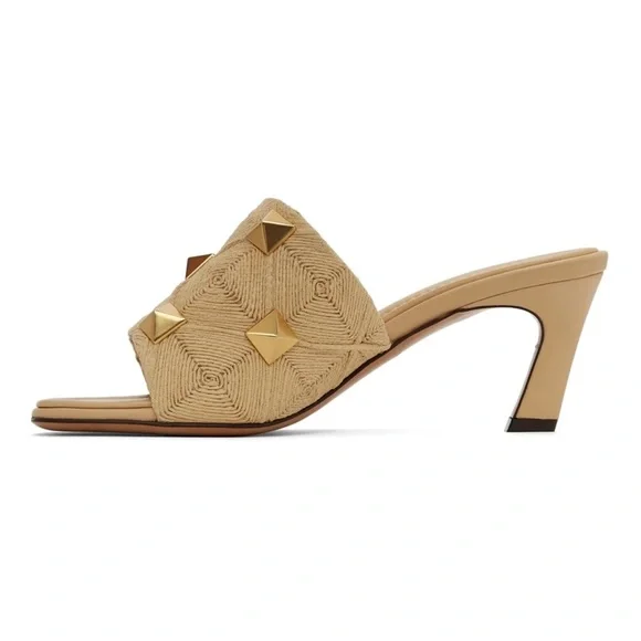 EUC Roman Stud Valentino Heels - Picture 2 of 6